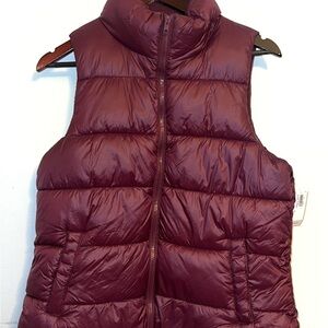 Women's Puffer Vest - Burgundy